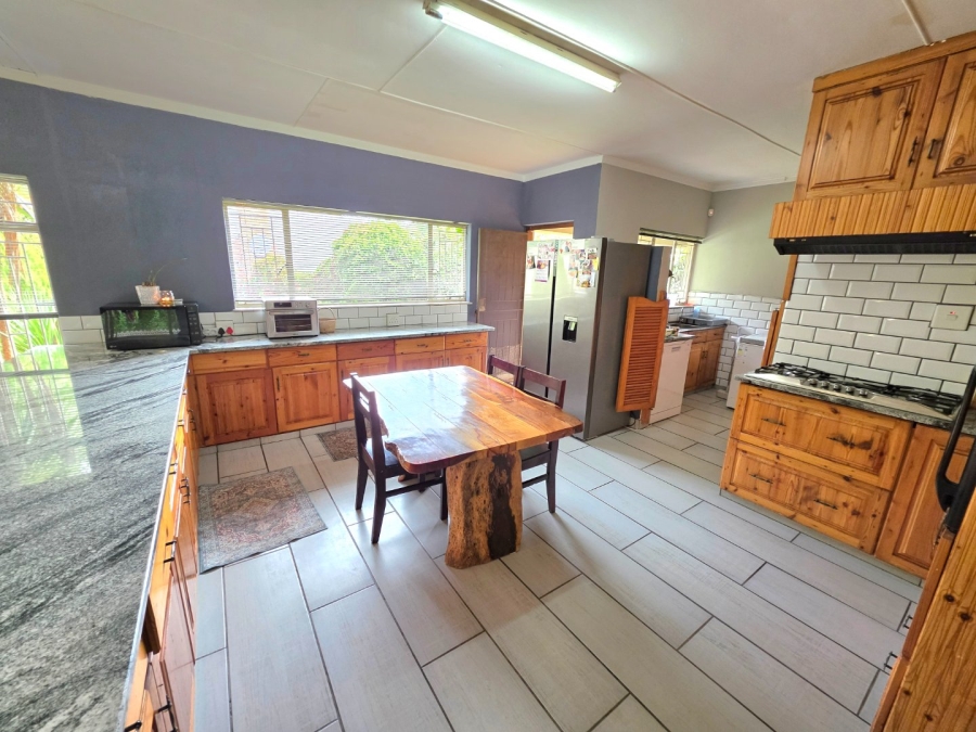 5 Bedroom Property for Sale in Panorama Free State